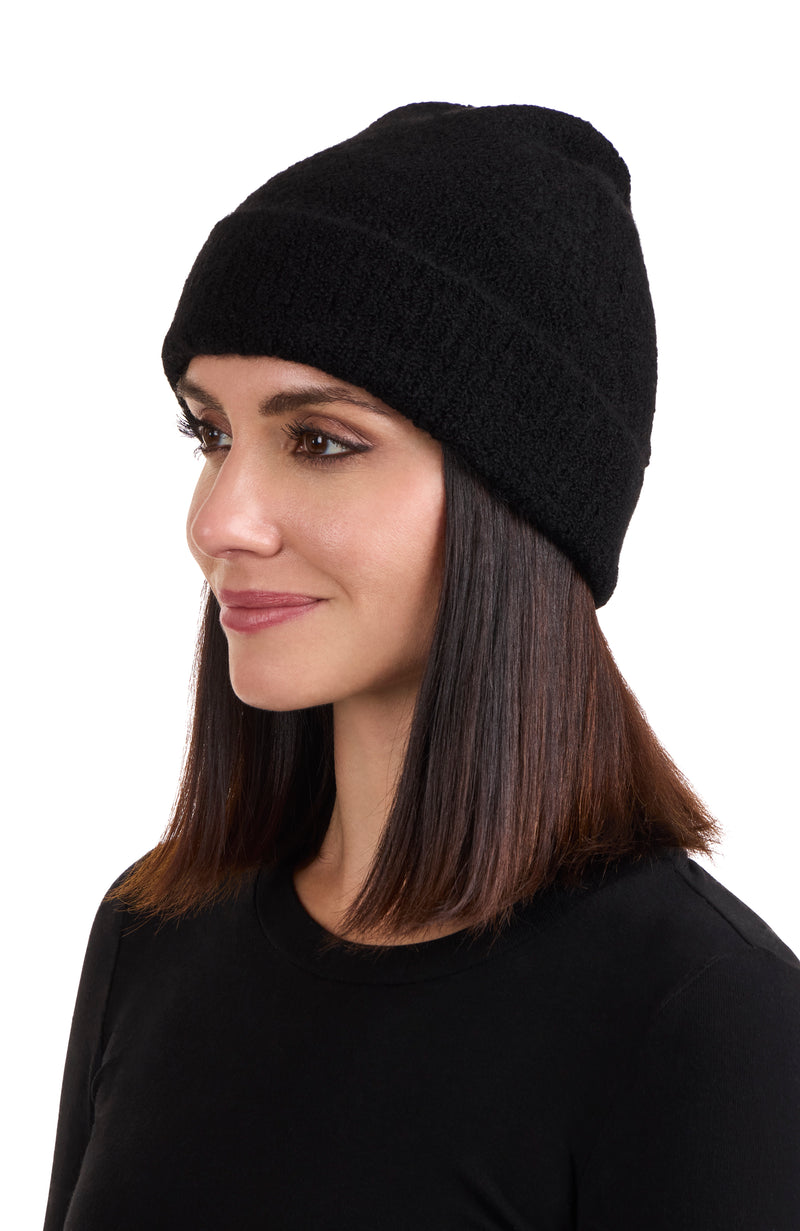 CASHMERE BOUCLE CUFFED BEANIE in black on model