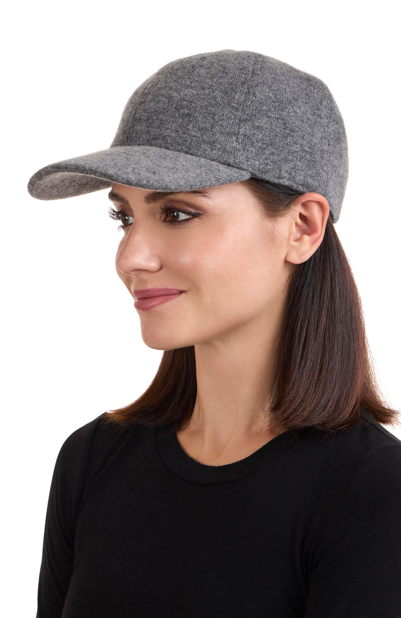 CASHMERE BLEND KNIT BASEBALL CAP in grey on model