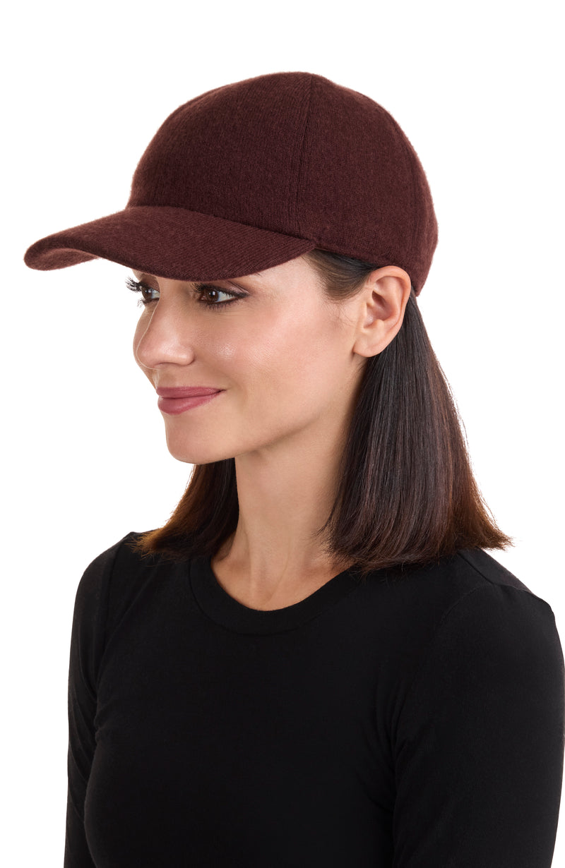 CASHMERE BLEND KNIT BASEBALL CAP in brown on model