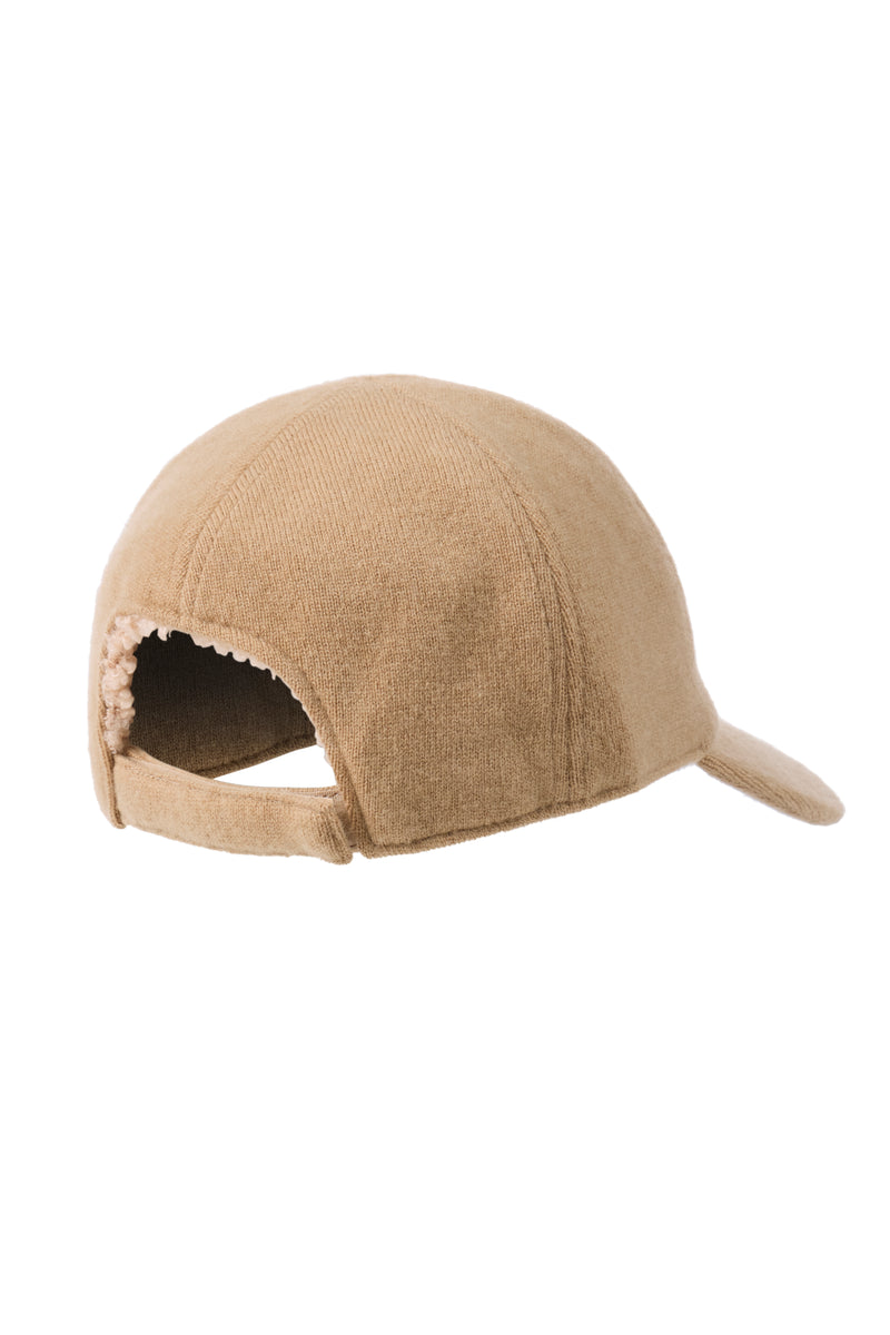 CASHMERE BLEND KNIT BASEBALL CAP in camel back