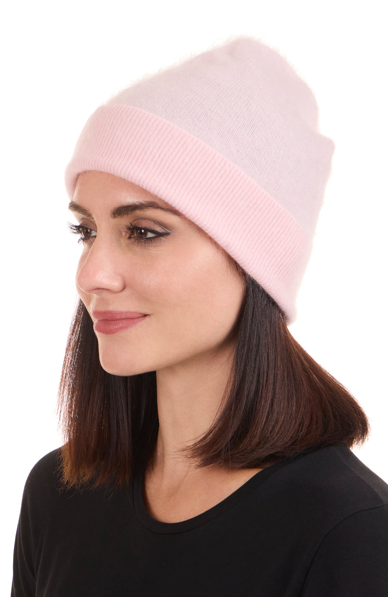 BRUSHED CASHMERE JERSEY CUFFED BEANIE in light pink on model