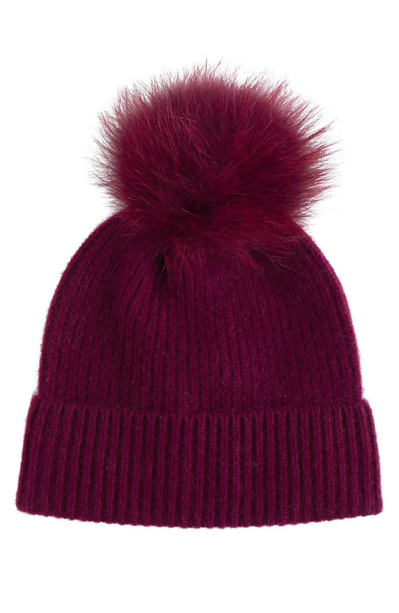 CHUNKY RIBBED CASHMERE HAT WITH FUR POM in burgundy