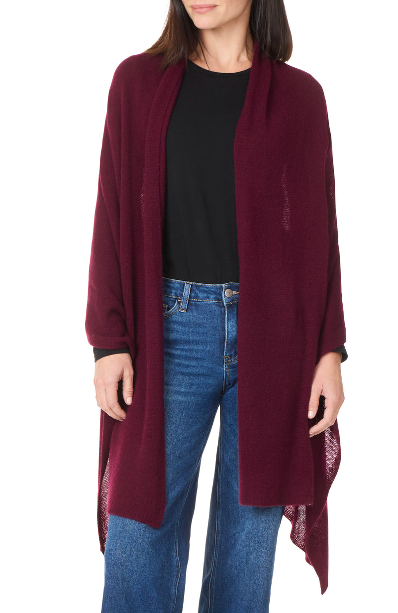 FEATHERWEIGHT CASHMERE TRAVEL WRAP in deep red