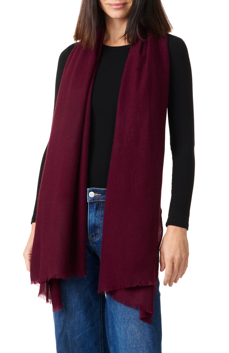 model wearing LIGHTWEIGHT CASHMERE GAUZE WRAP in burgundy
