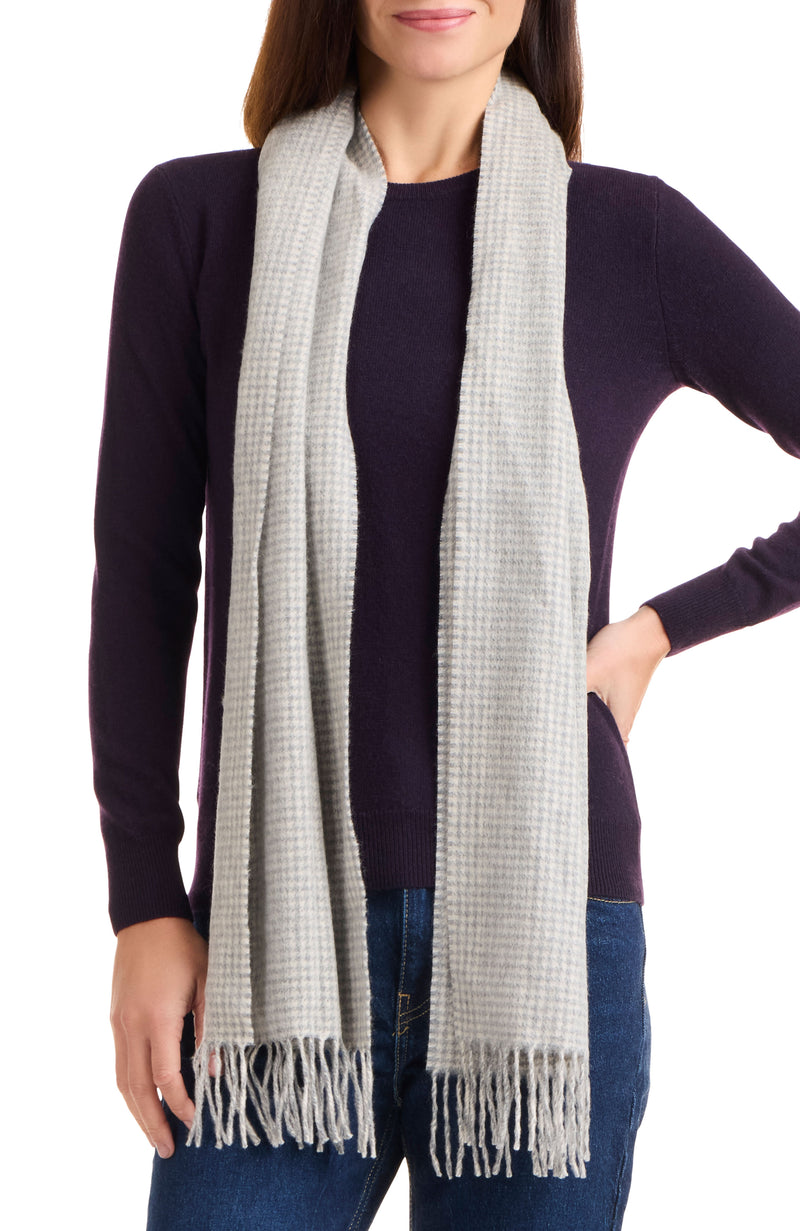Houndstooth Pattern Cashmere Scarf | Amicale Cashmere